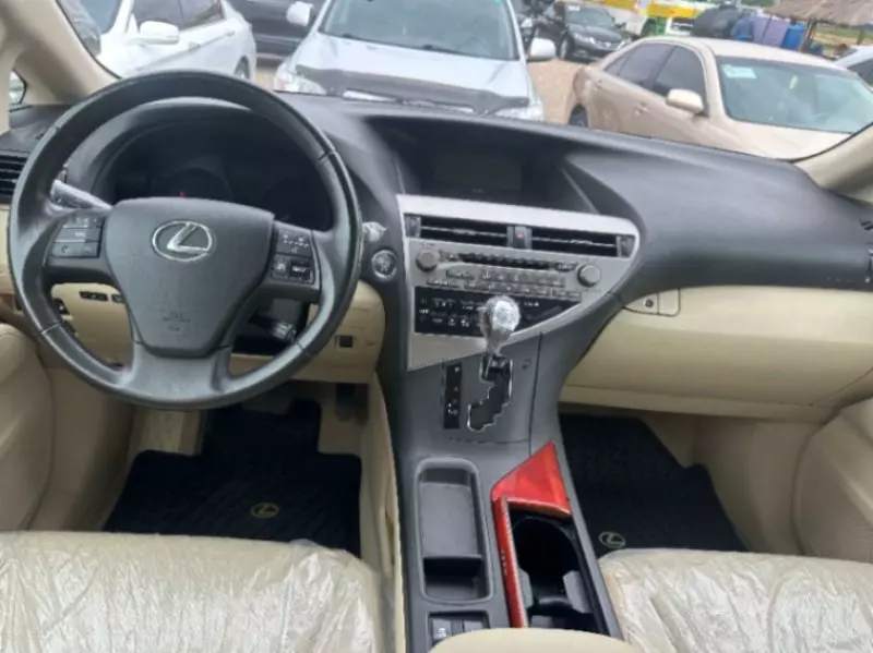 Lexus RX 350   - 2010