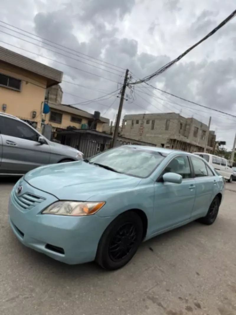 Toyota Camry   - 2007
