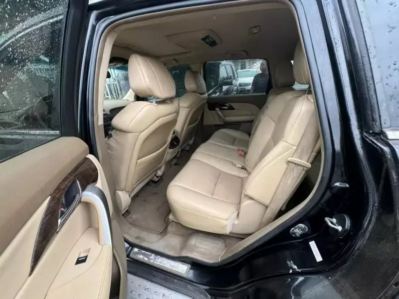 Acura MDX   - 2011