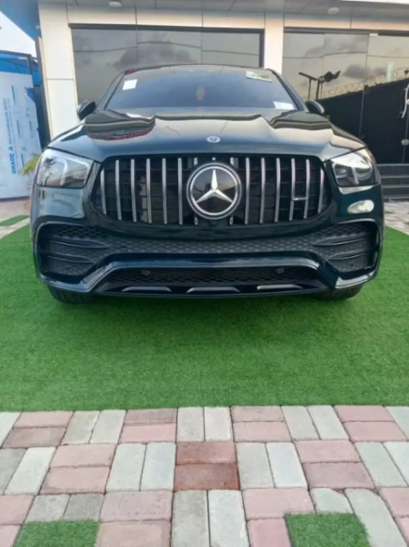 Mercedes-Benz GLE 53 AMG   - 2021