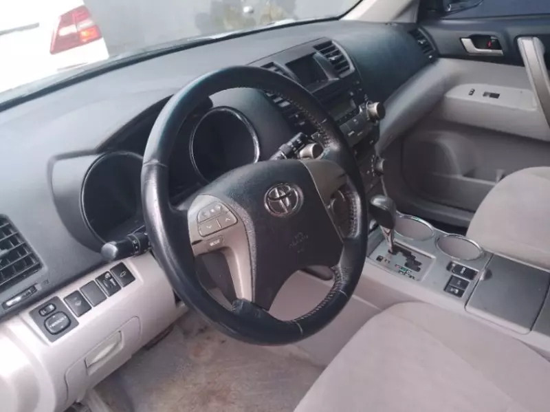 Toyota Highlander   - 2008