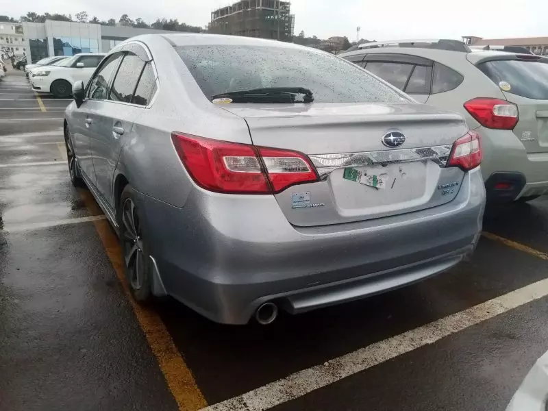 Subaru Legacy B4