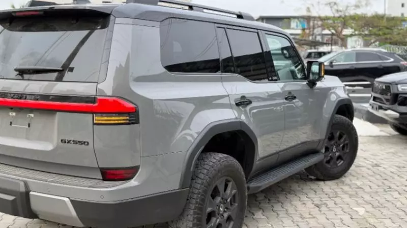 Lexus GX   - 2025