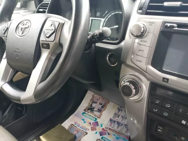 Toyota 4-Runner   - 2014