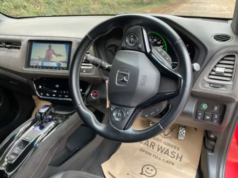 Honda Vezel    - 2017