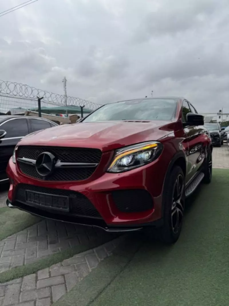 Mercedes-Benz GLE 43 AMG   - 2016