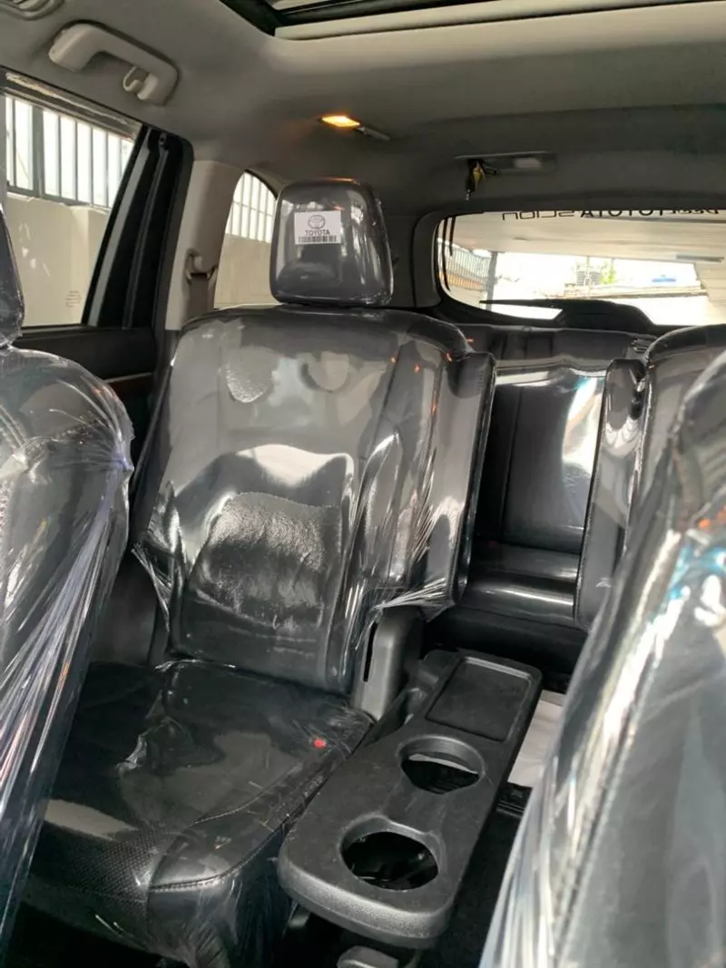 Toyota Highlander   - 2015