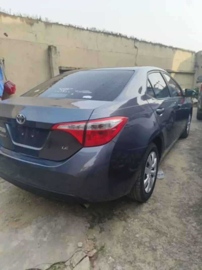 Toyota Corolla   - 2015