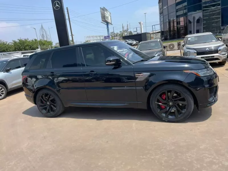 Land Rover Range Rover Sport   - 2019