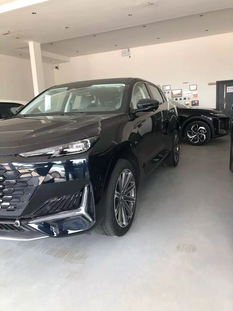 CHANGAN Uni-k   - 2024