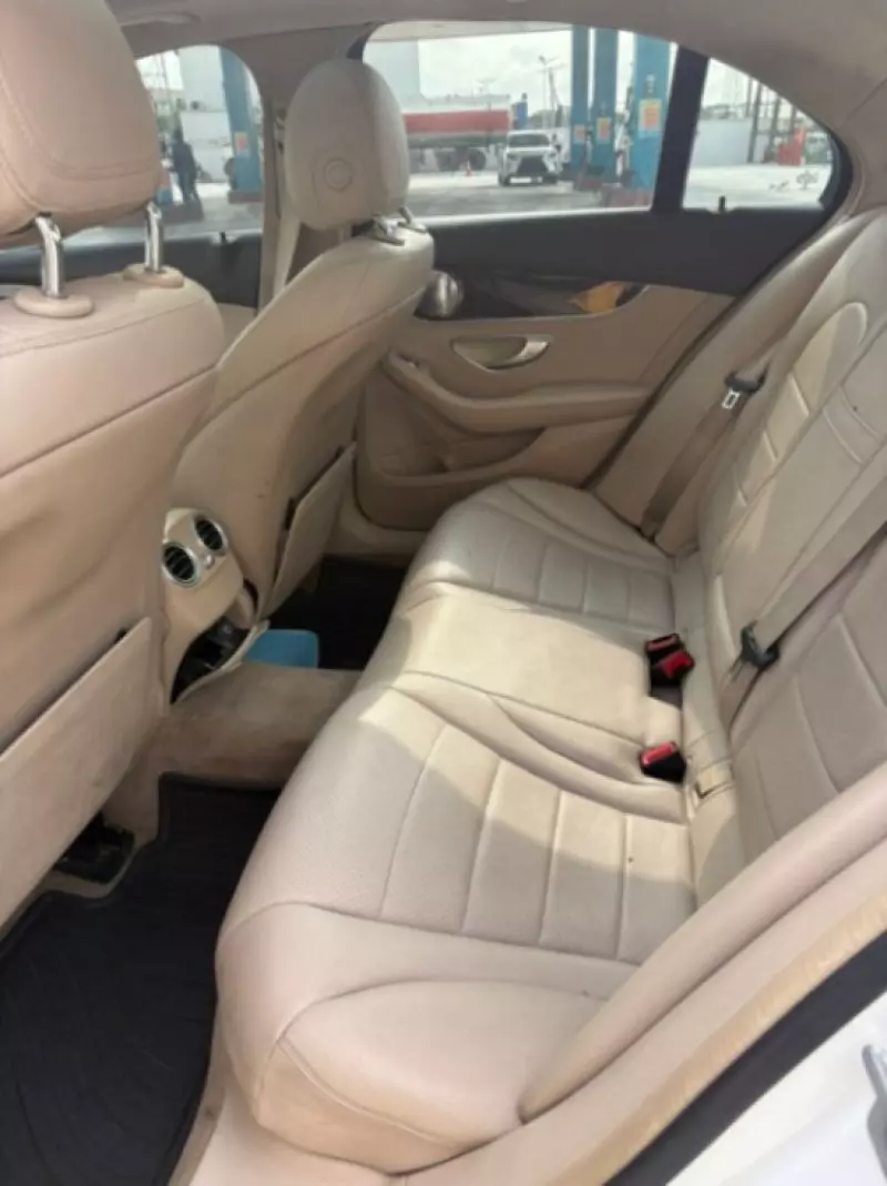 Mercedes-Benz C 300   - 2015