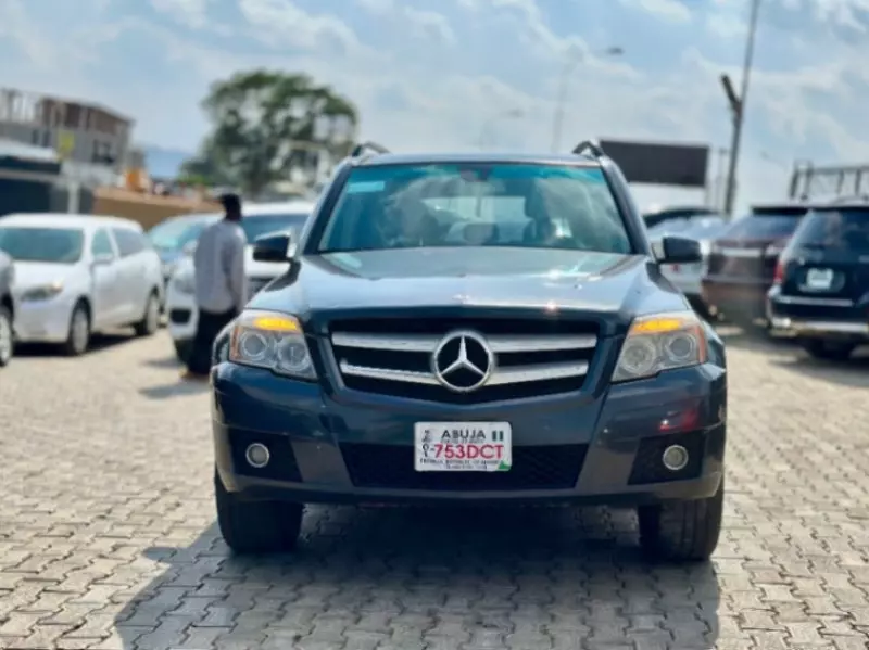 Mercedes-Benz GLK 350   - 2011