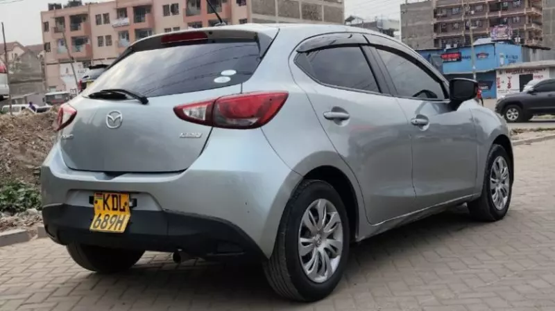 Mazda Demio   - 2016