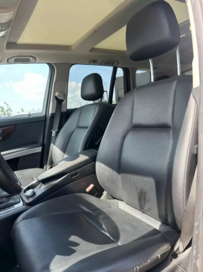 Mercedes-Benz GLK 300   - 2012