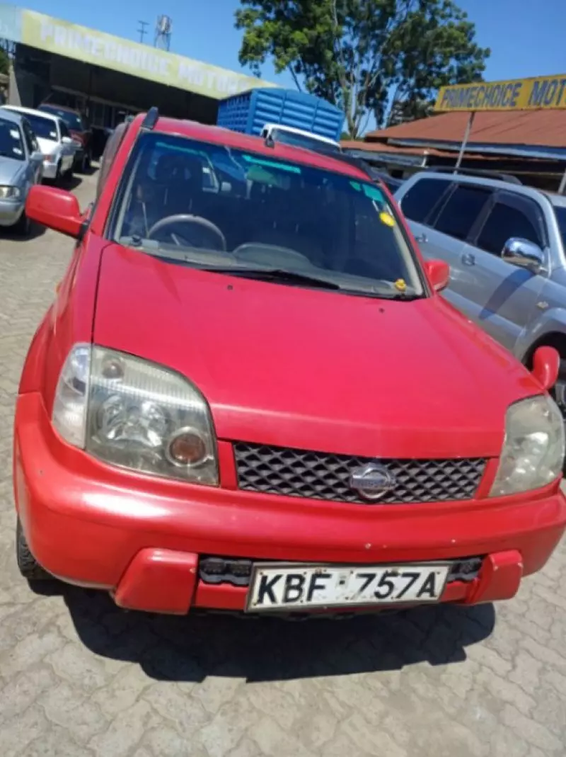 Nissan X-Trail   - 2001