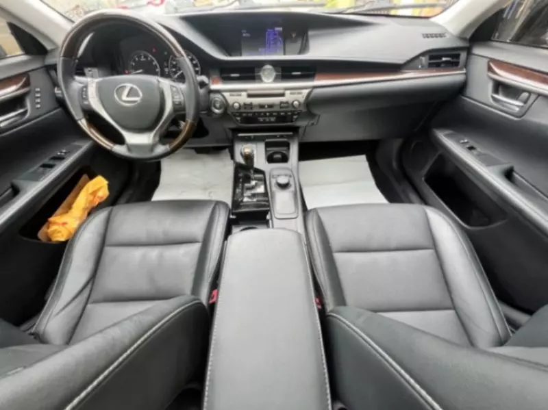 Lexus ES 350   - 2014