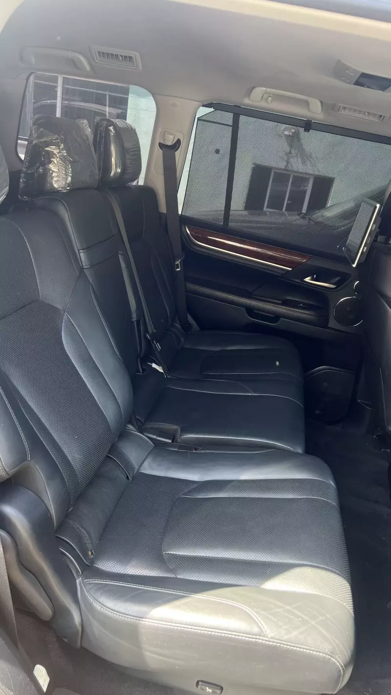 Lexus LX 570   - 2018