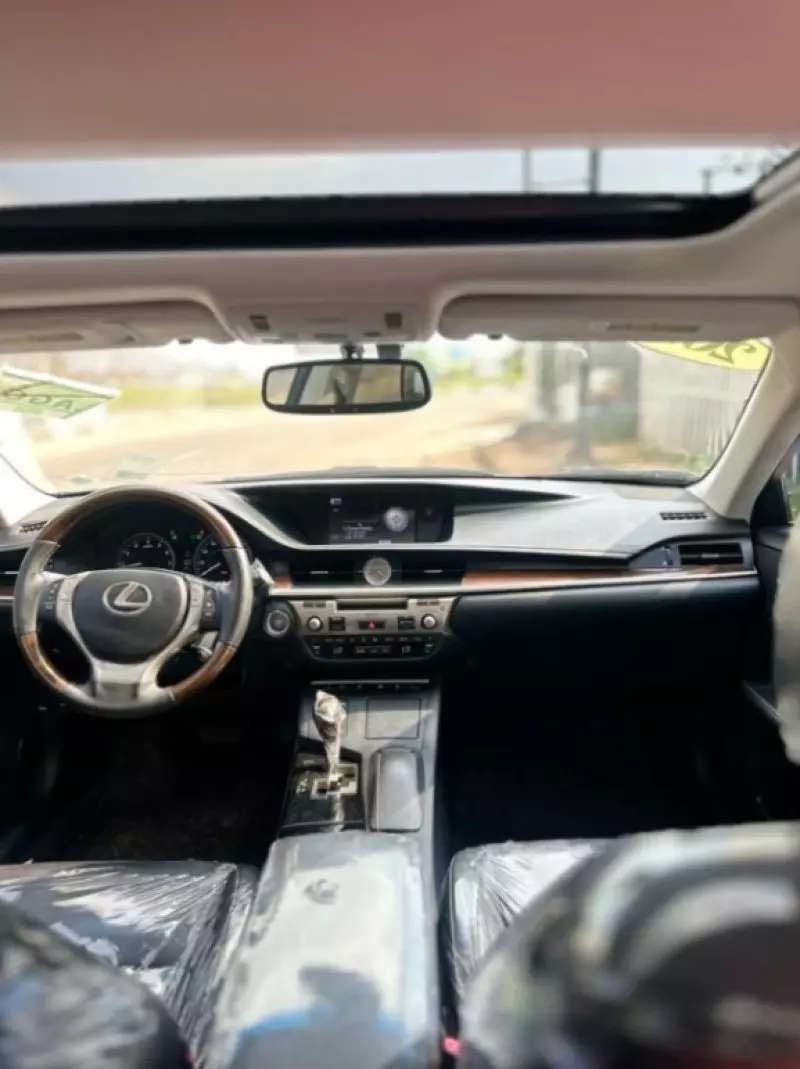 Lexus ES 350   - 2014