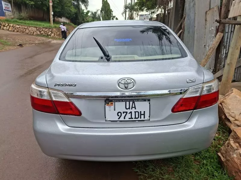 Toyota Premio    - 2007