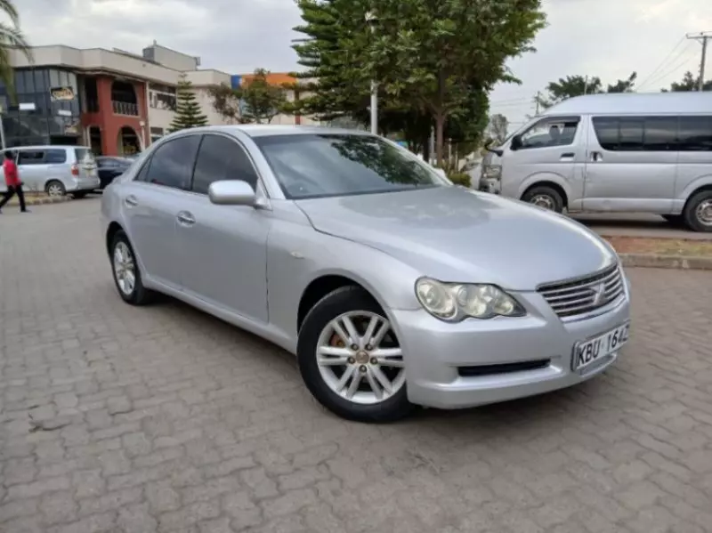 Toyota Mark X   - 2005