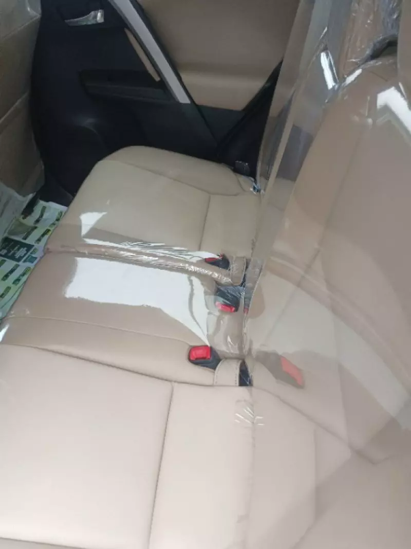Toyota Rav4   - 2014