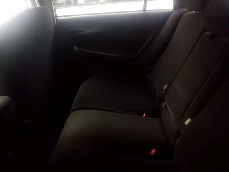 Toyota Fielder    - 2010