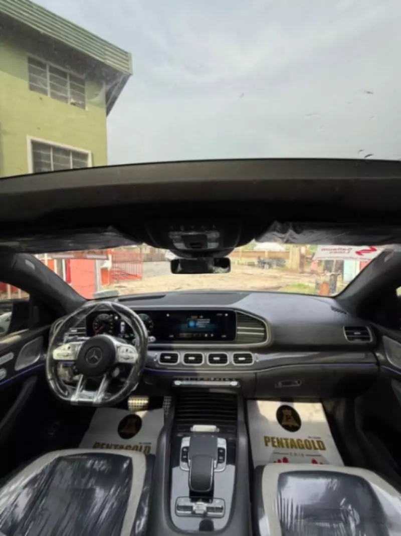 Mercedes-Benz GLE-Class   - 2022