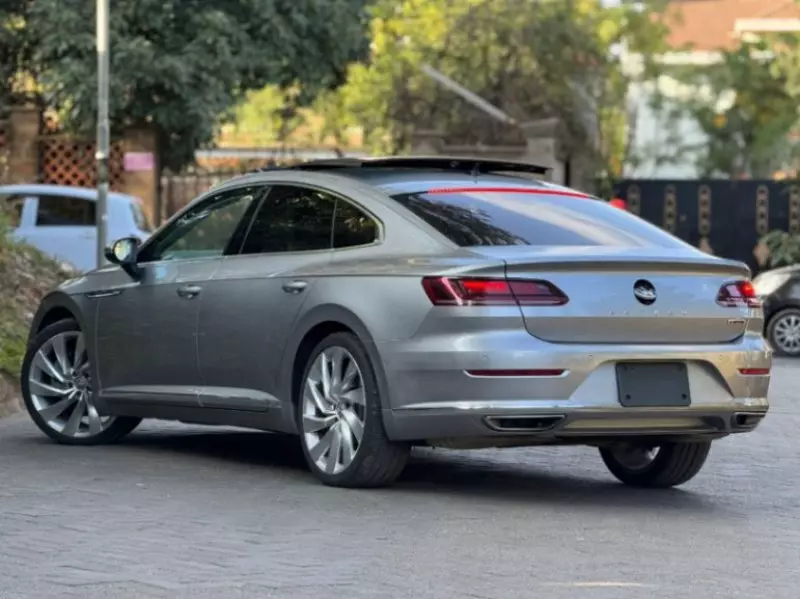 Volkswagen Arteon   - 2018