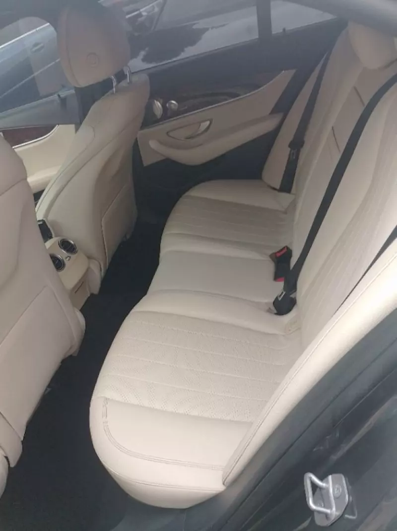 Mercedes-Benz E 300   - 2017