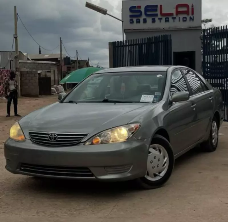 Toyota camry   - 2006