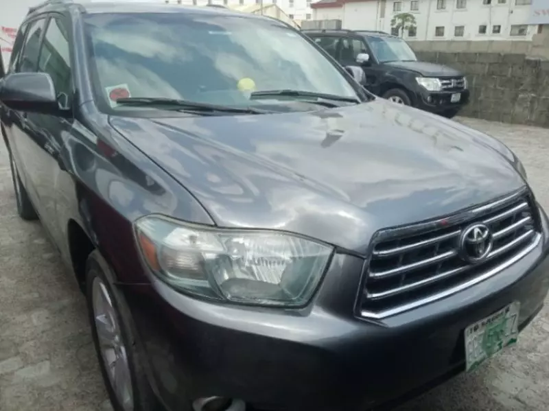 Toyota Highlander   - 2008