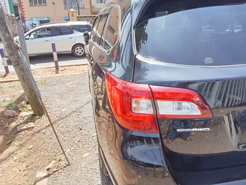 Subaru Outback   - 2015