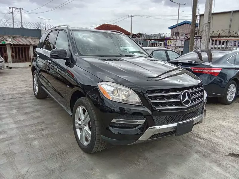 Mercedes-Benz ML 350   - 2012