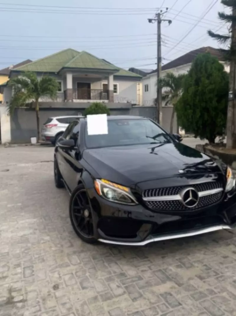 Mercedes-Benz C 300   - 2017