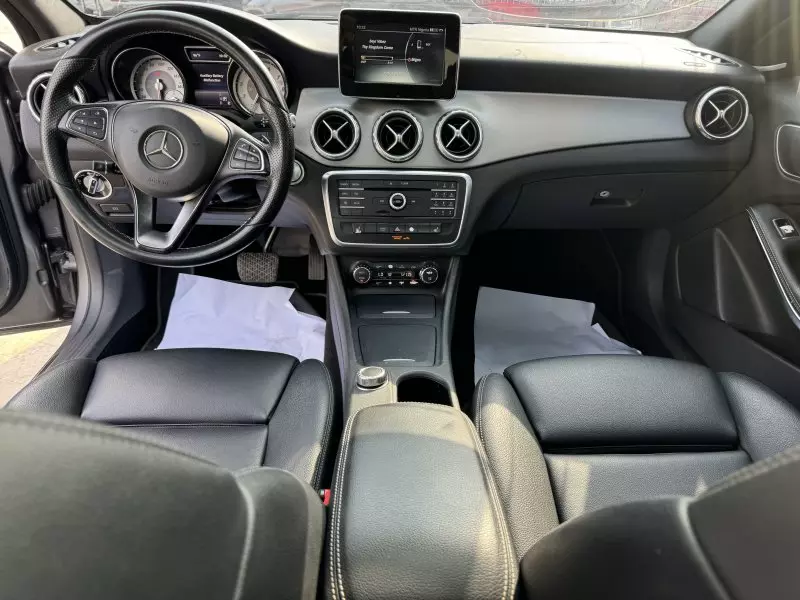 Mercedes-Benz GLA 250   - 2016