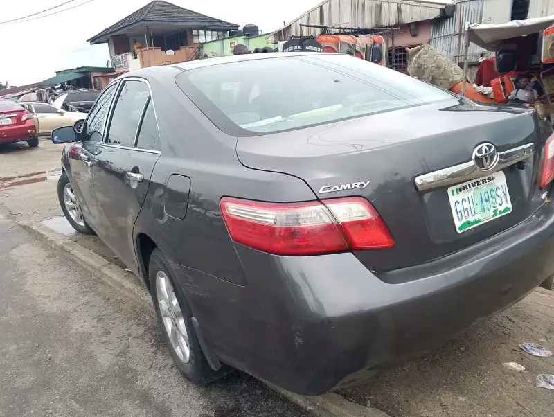 Toyota Camry   - 2007