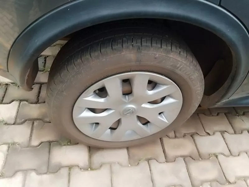 Nissan Juke   - 2012