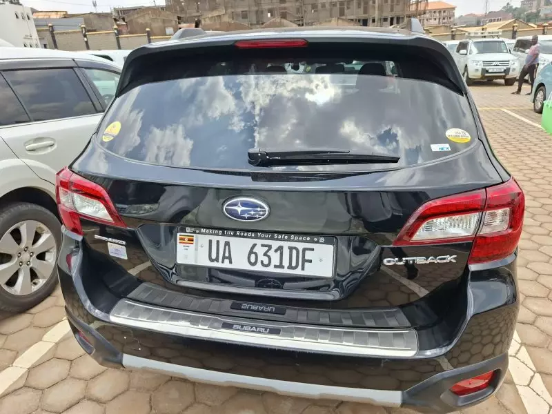 Subaru Outback   - 2016