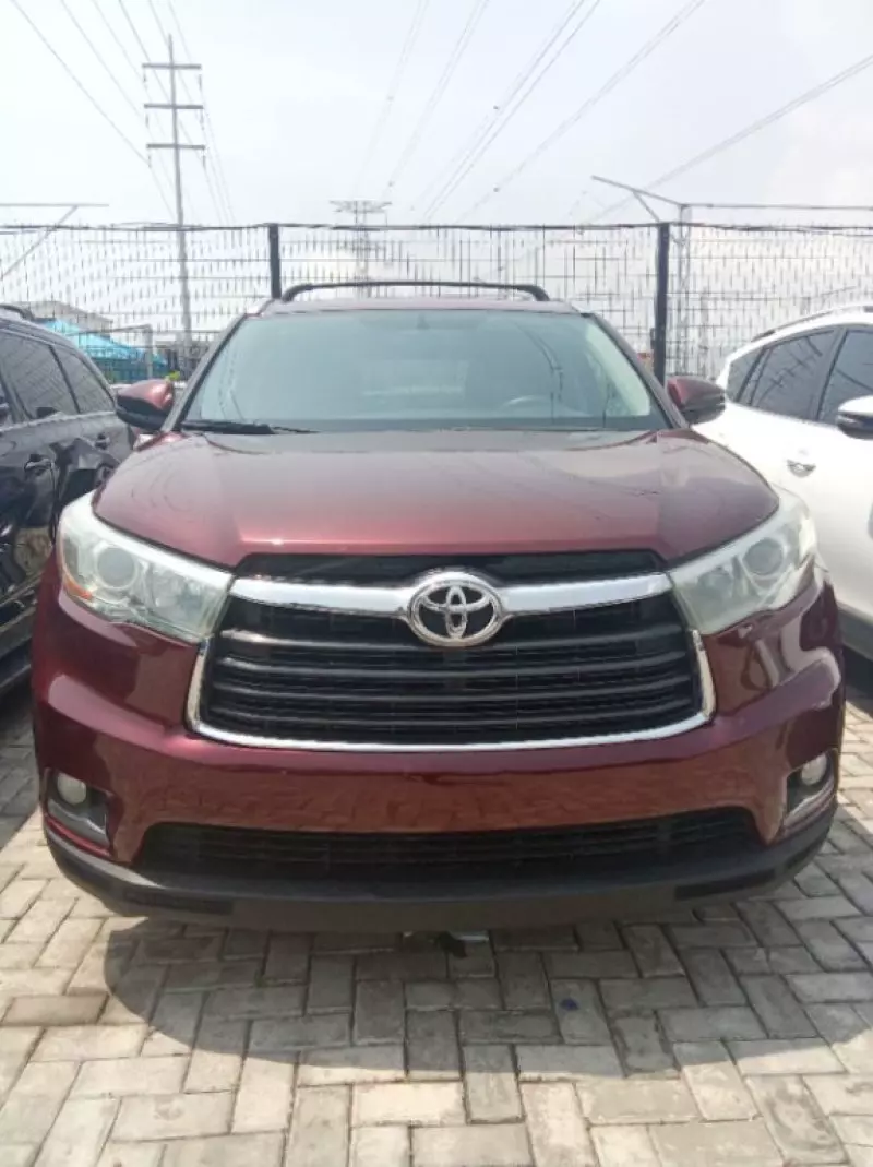 Toyota Highlander - 2015