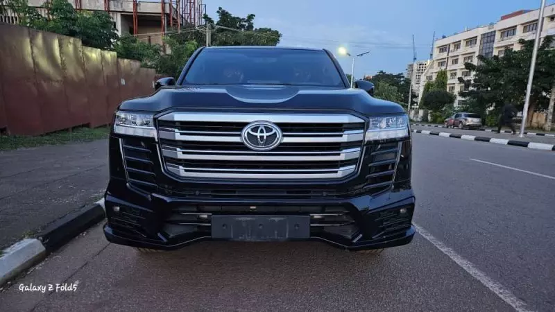 Toyota Landcruiser 300 GXR   - 2023