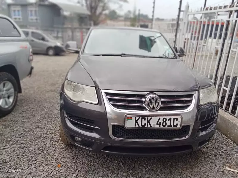 Volkswagen Touareg   - 2009