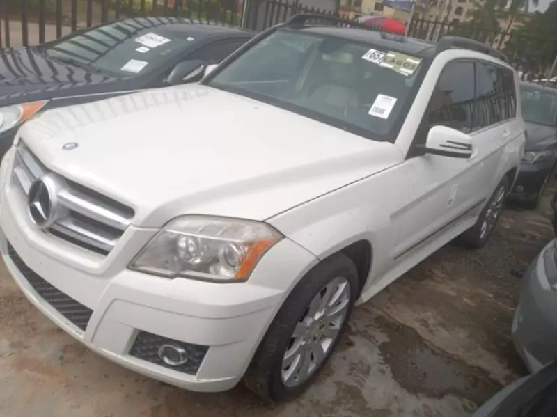 Mercedes-Benz GLK 350   - 2012