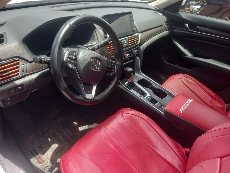 Honda Accord   - 2019