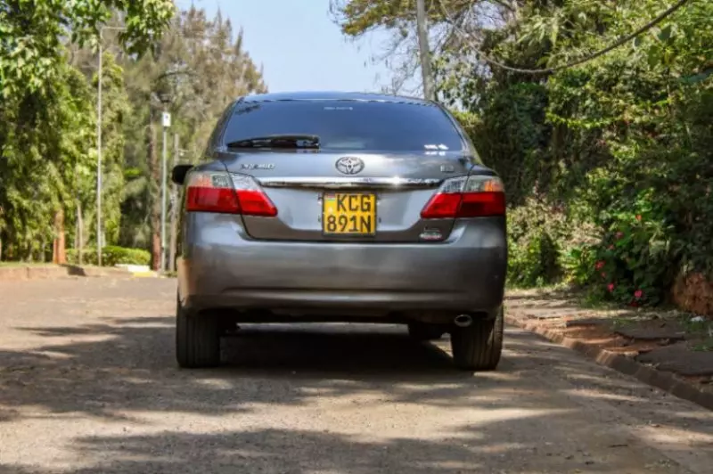 Toyota Premio    - 2008