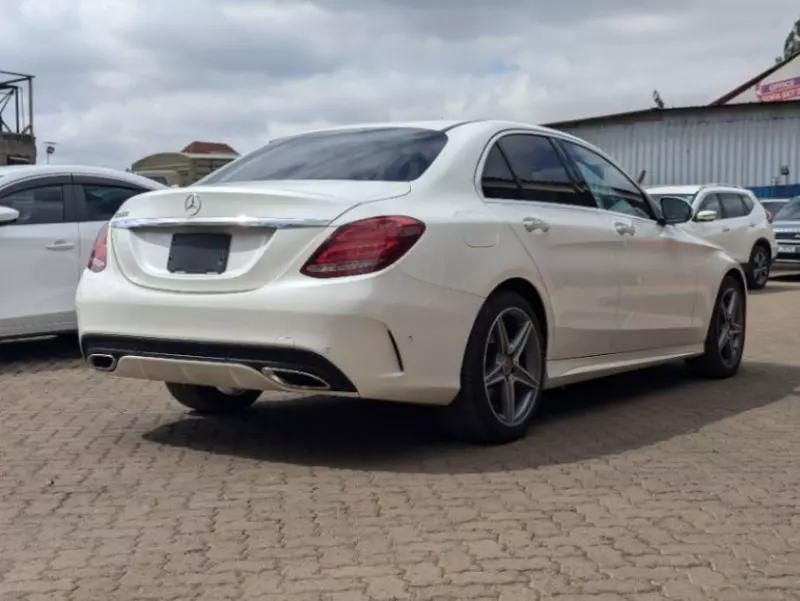Mercedes-Benz C 200   - 2017