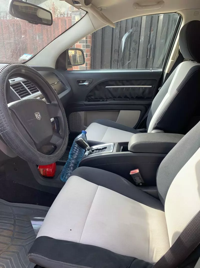 Dodge Journey   - 2009