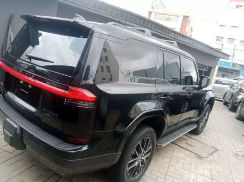 Lexus GX   - 2025