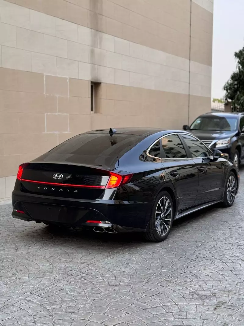 Hyundai Sonata   - 2020