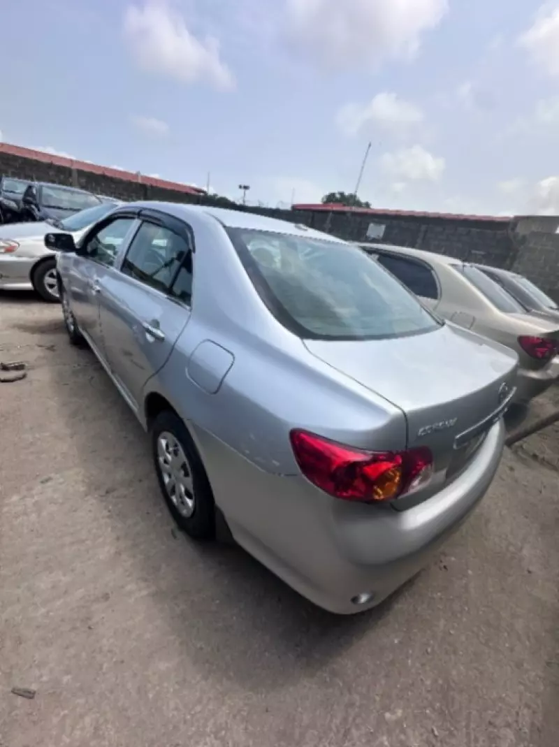 Toyota Corolla   - 2013
