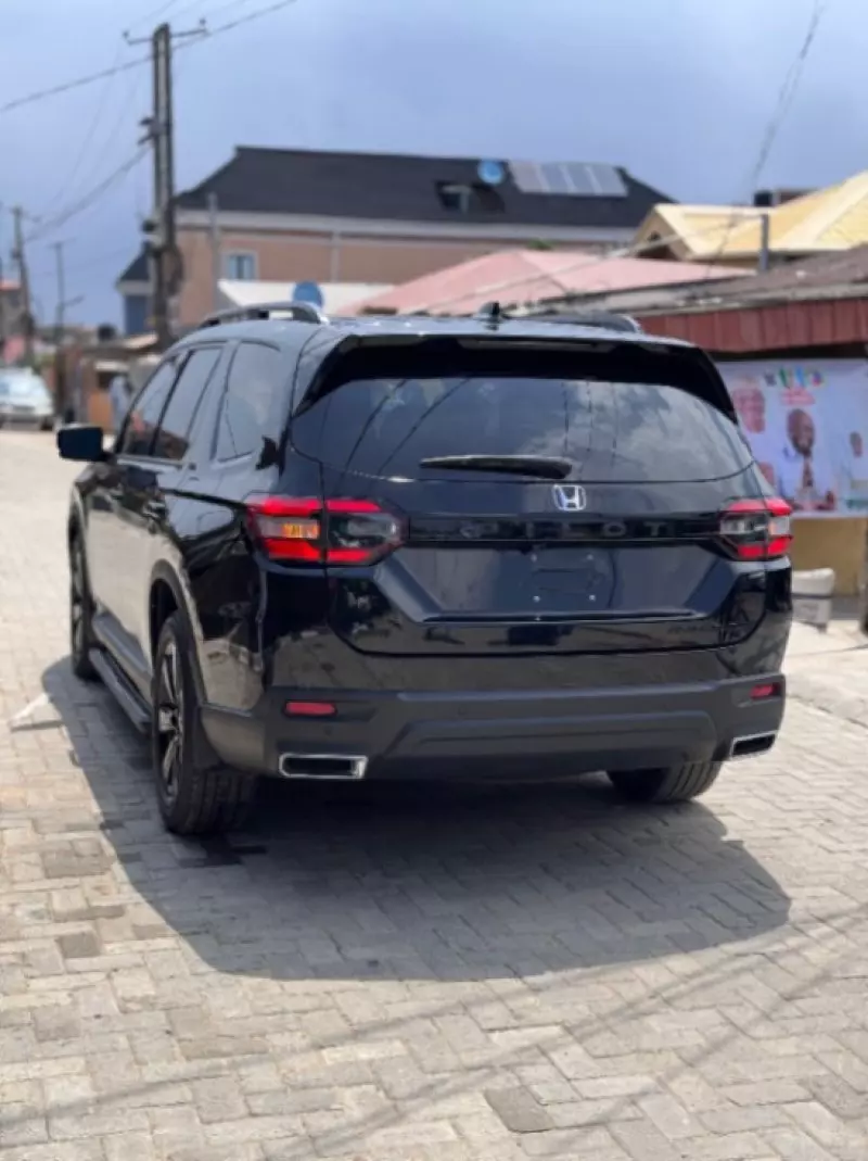 Honda Pilot   - 2022